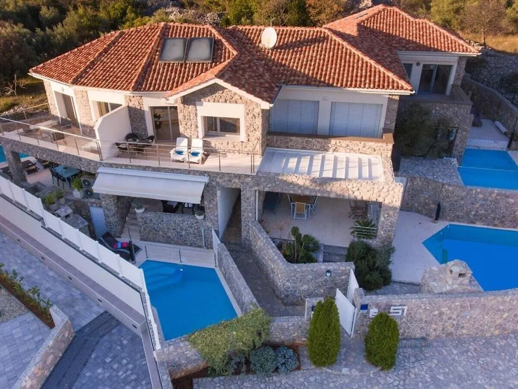 Miracle 2 Comfortable Holiday Residence Krk Town Villa