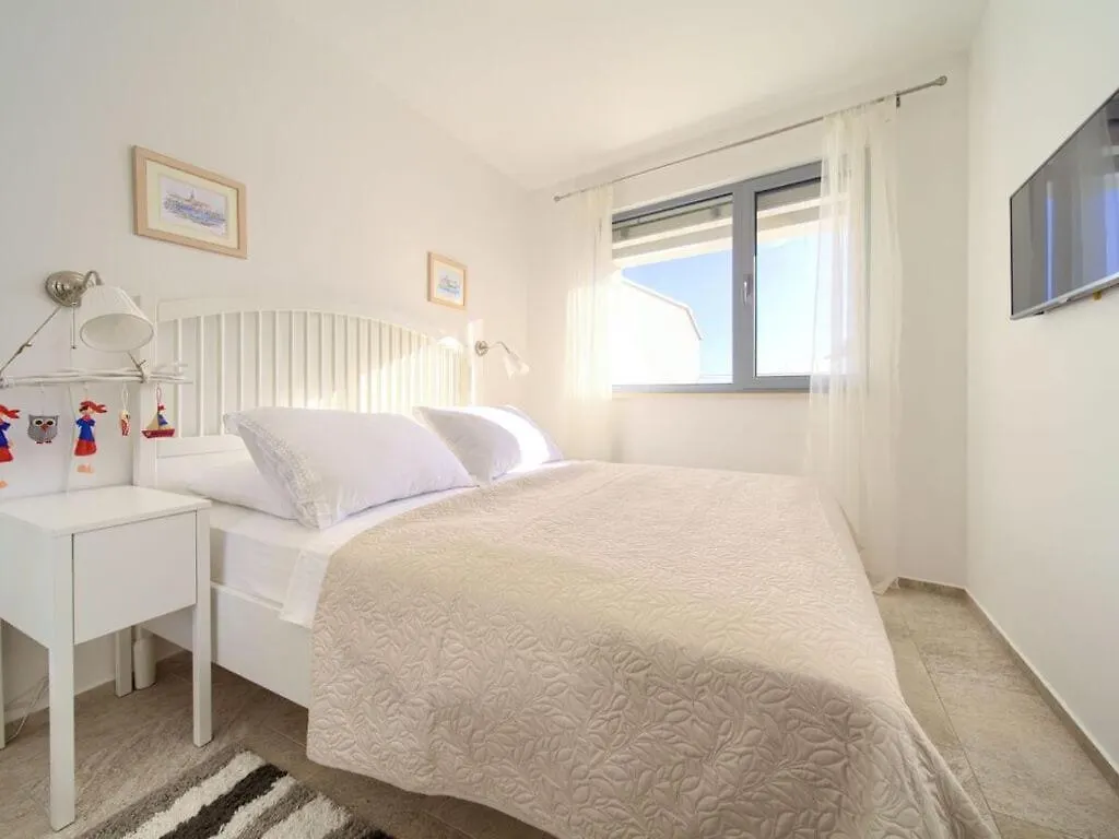 Miracle 2 Comfortable Holiday Residence Krk Town Villa