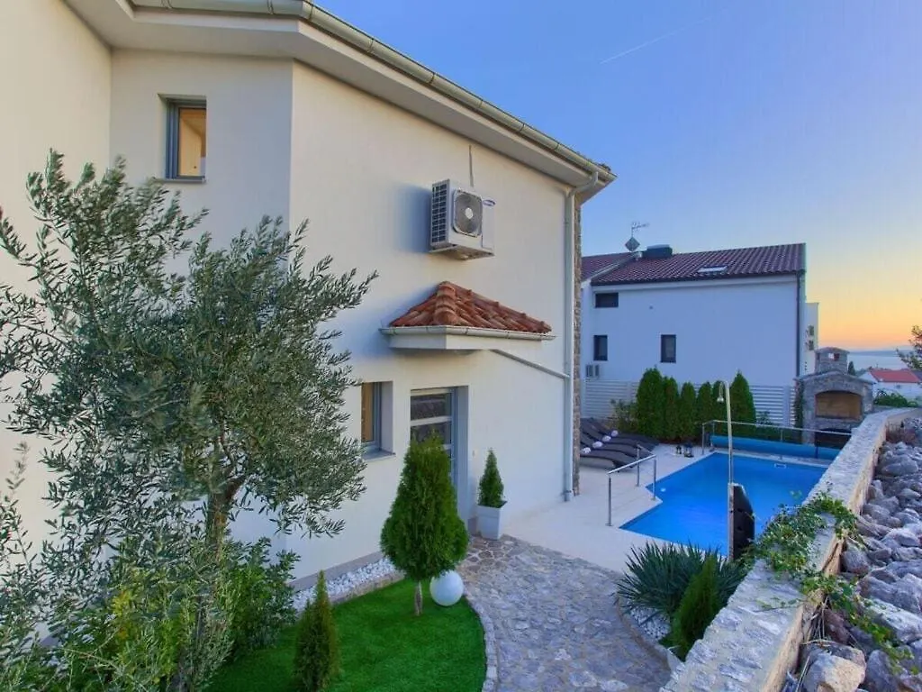 Villa Miracle 2 Comfortable Holiday Residence Krk Town