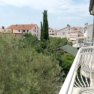 4* Gostinjska kuća Ana