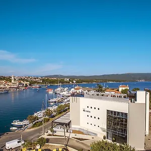 4* Hotel Maritime