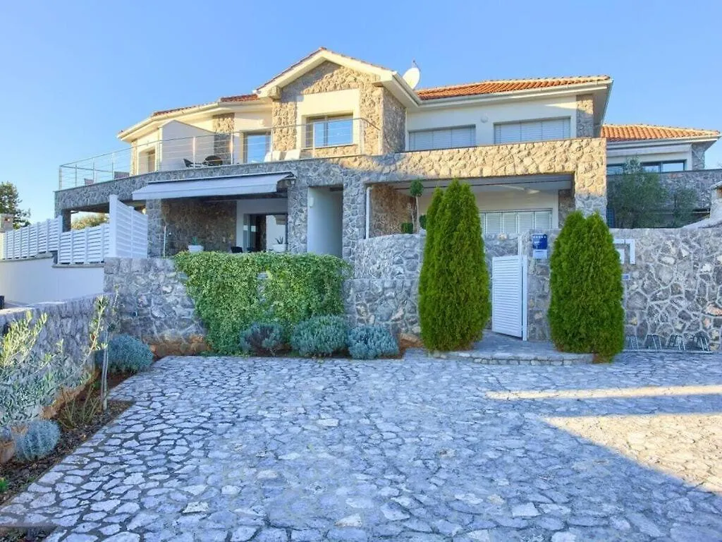 Miracle 2 Comfortable Holiday Residence Krk Town Chorvatsko